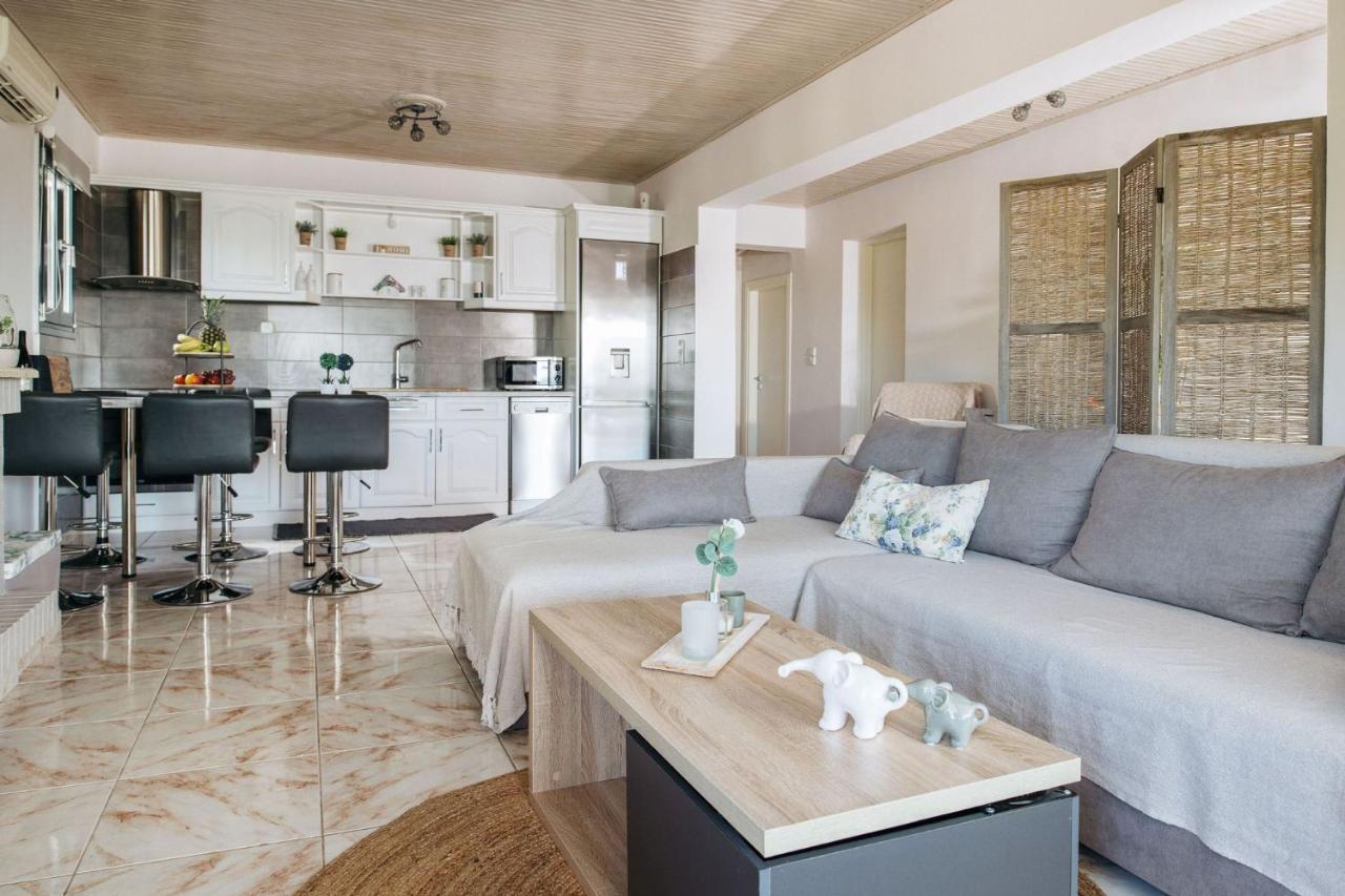 Villa Venia - Cozy Escape With Scenic Sew View, By Zantewize Tragaki Exterior photo