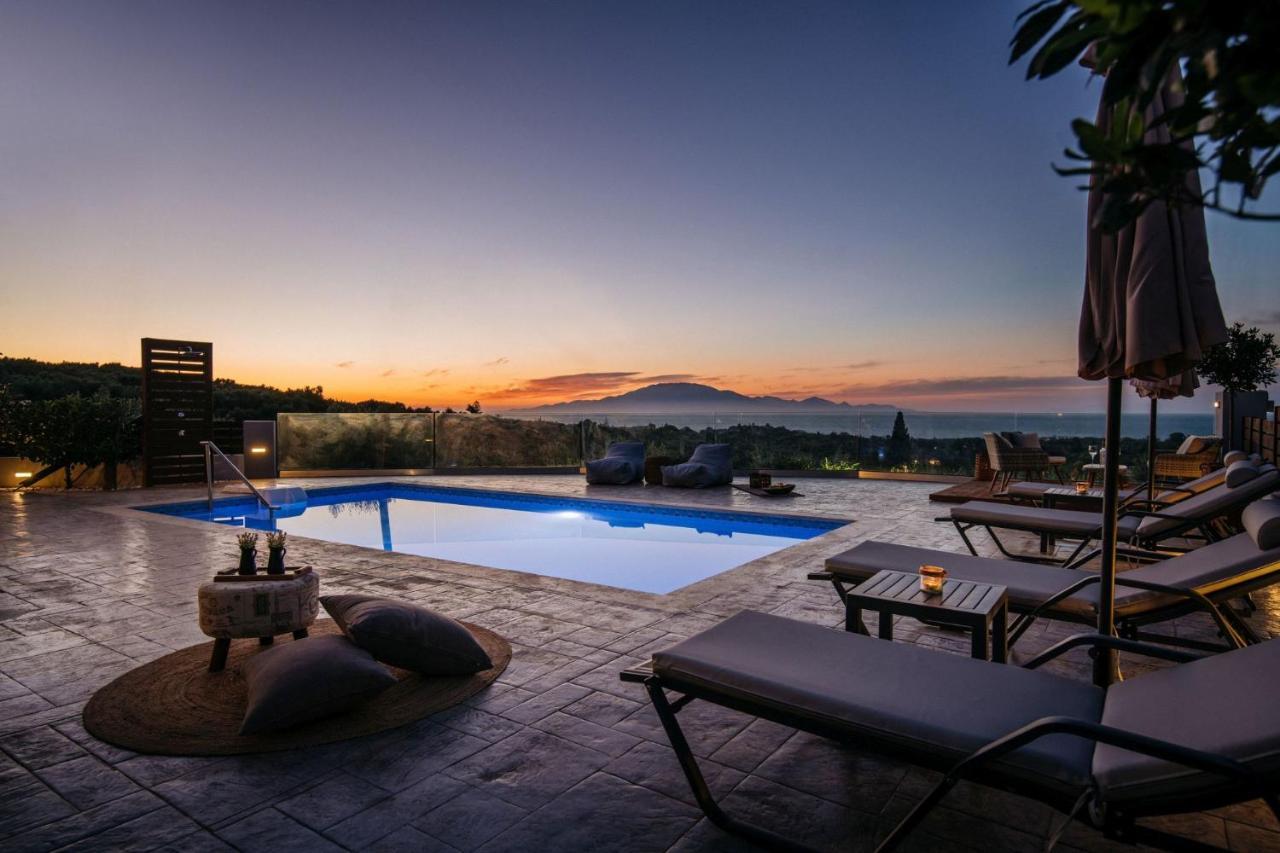 Villa Venia - Cozy Escape With Scenic Sew View, By Zantewize Tragaki Exterior photo